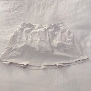 Lululemon pace rival skirt size 6 tall